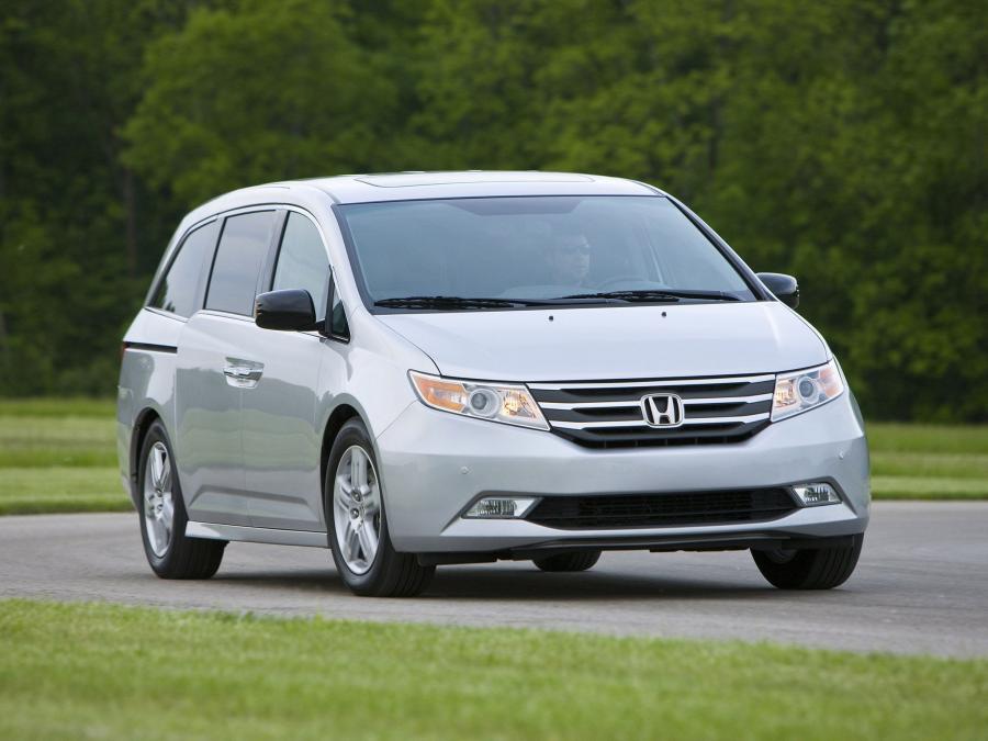  Honda Odyssey Touring Elite 2010 года  (фото 3 из 21)